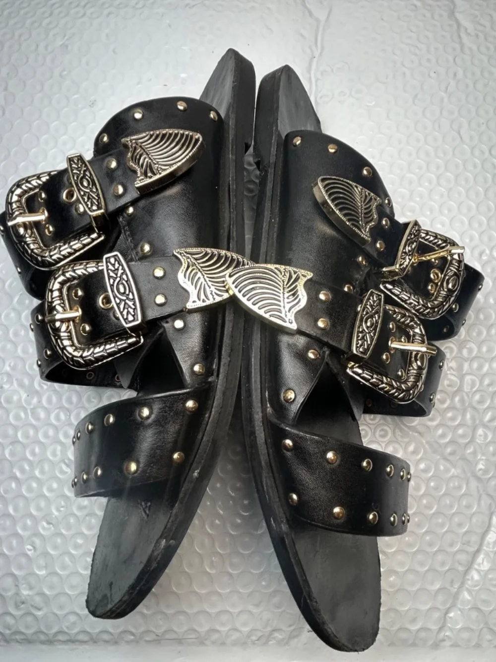 Shoedazzle Black Studded Sandals Women's Size 7 Black Gottic Slides
